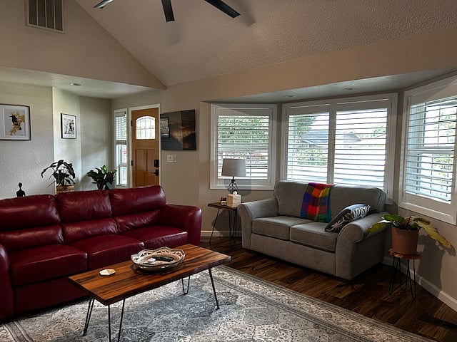 Furnished Finder property 883206_1 photo 2