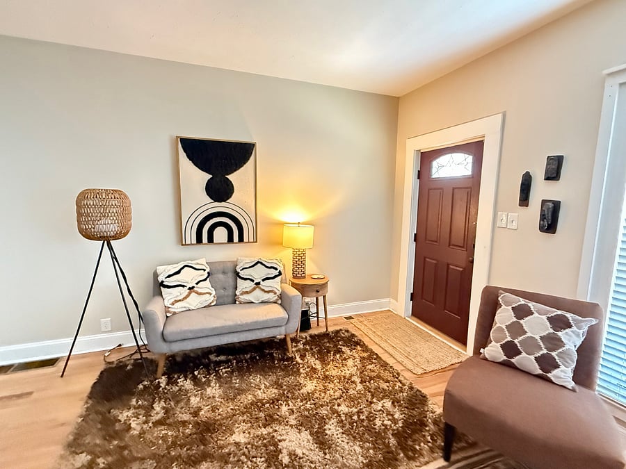 Furnished Finder property 883280_1 photo 1