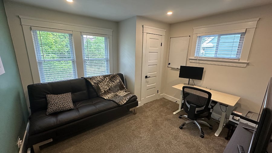 Furnished Finder property 883301_1 photo 17