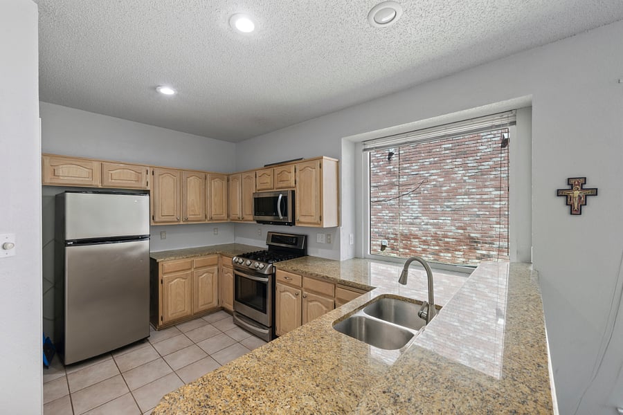 Furnished Finder property 883410_1 photo 14