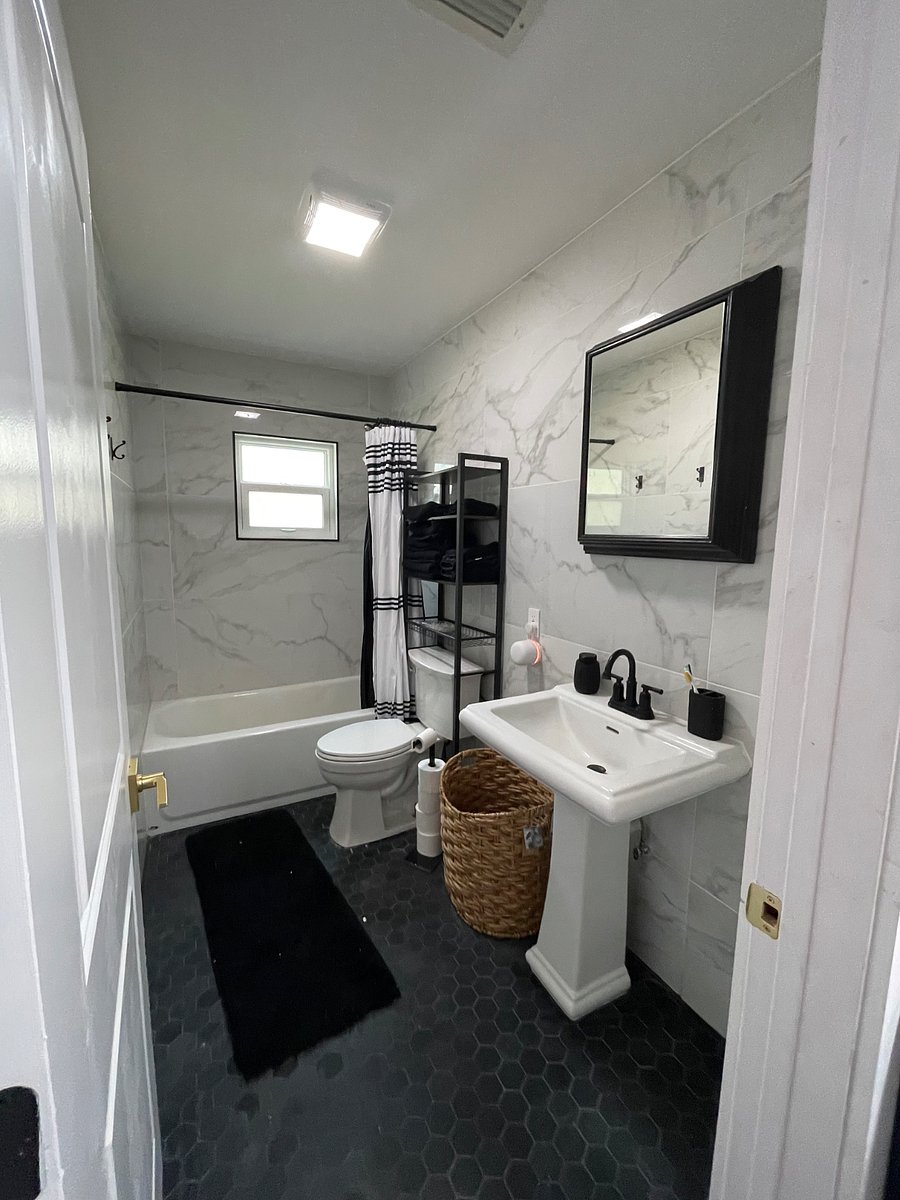 Furnished Finder property 883421_1 photo 7