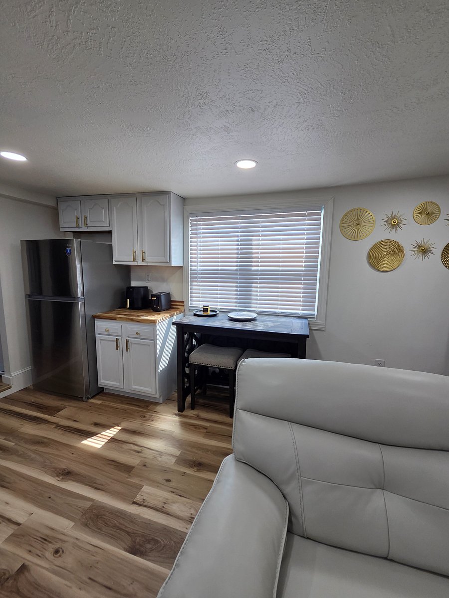 Furnished Finder property 883434_3 photo 4