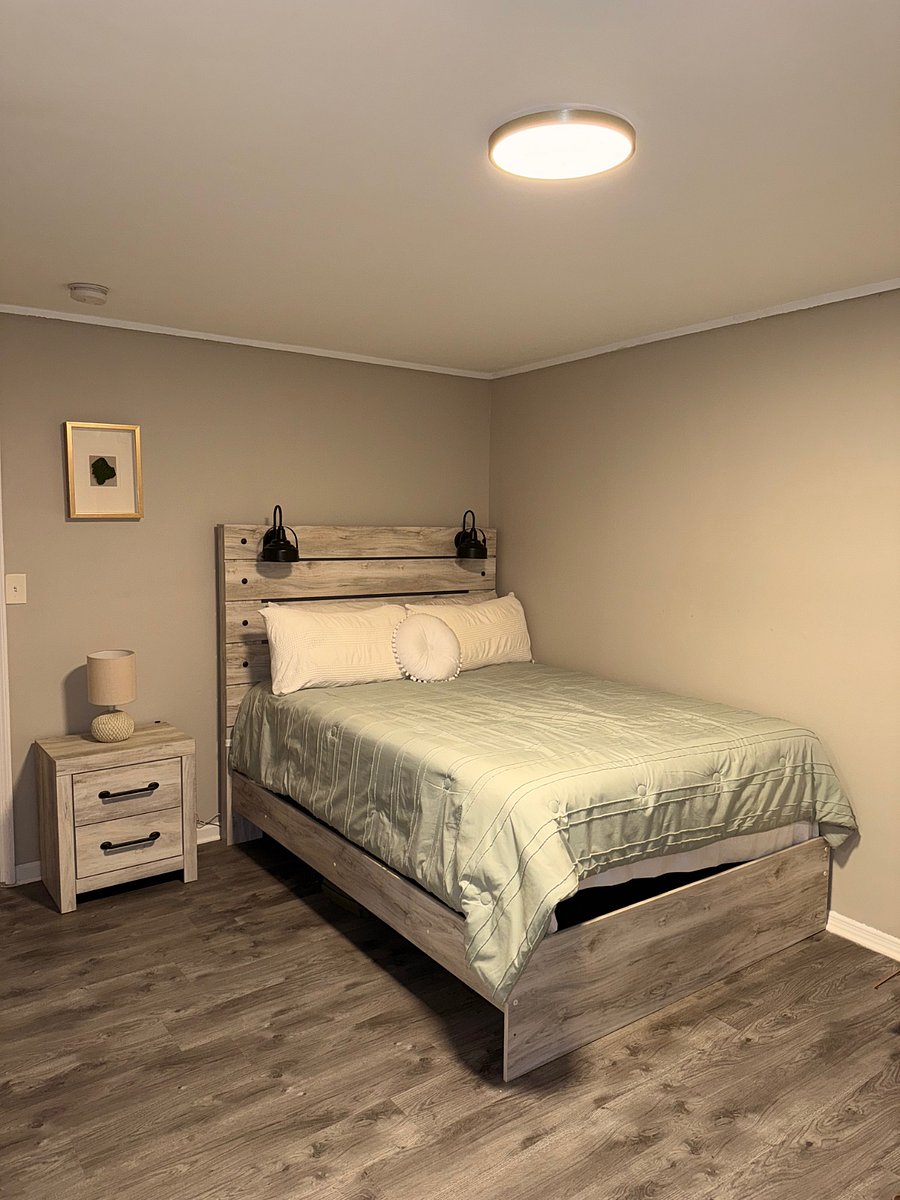 Furnished Finder property 883476_1 photo 12