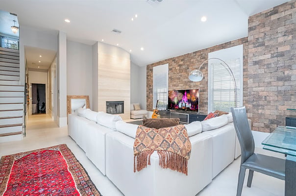 Furnished Finder property 883497_1 photo 7