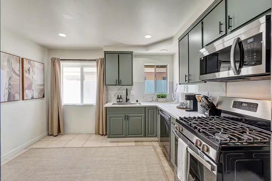 Furnished Finder property 883522_2 photo 11