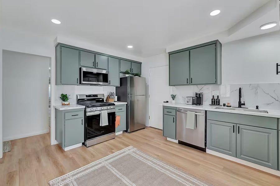 Furnished Finder property 883522_3 photo 11