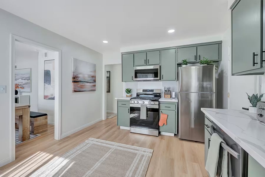 Furnished Finder property 883522_3 photo 17