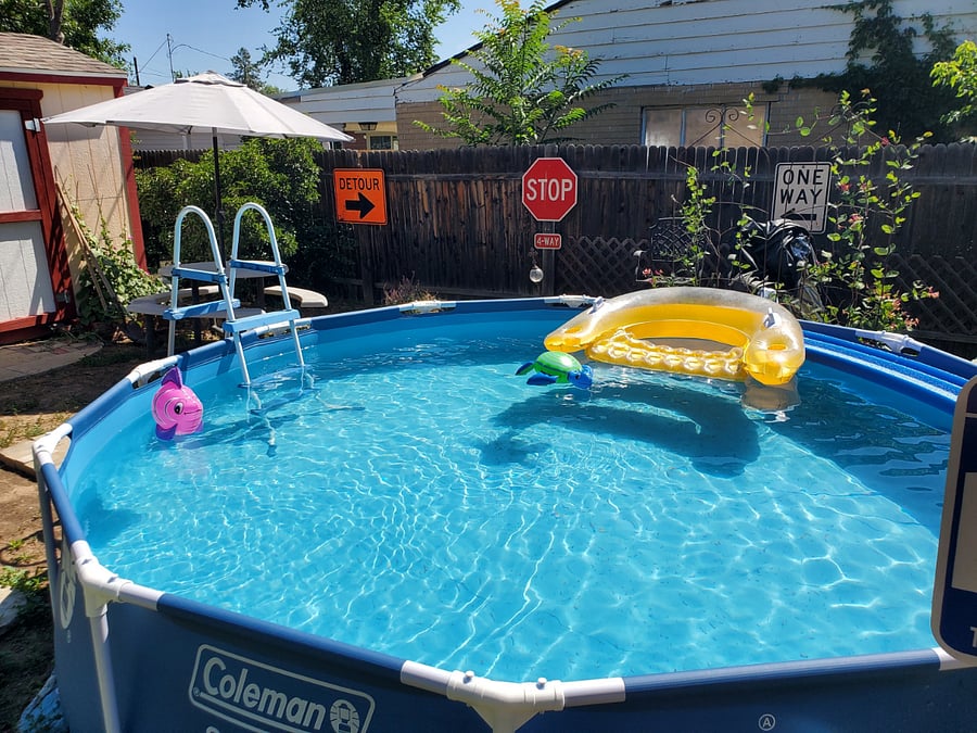 Seasonal. 12' round, 33" deep