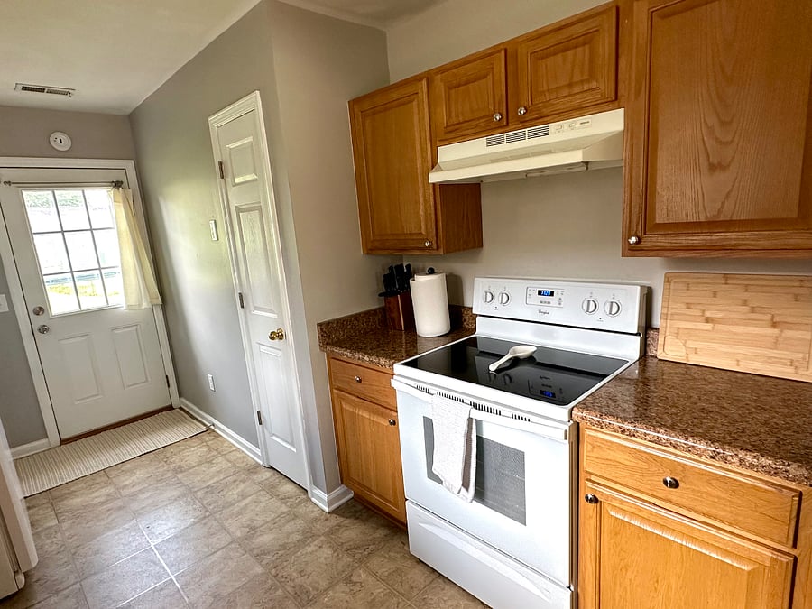 Furnished Finder property 883589_2 photo 6