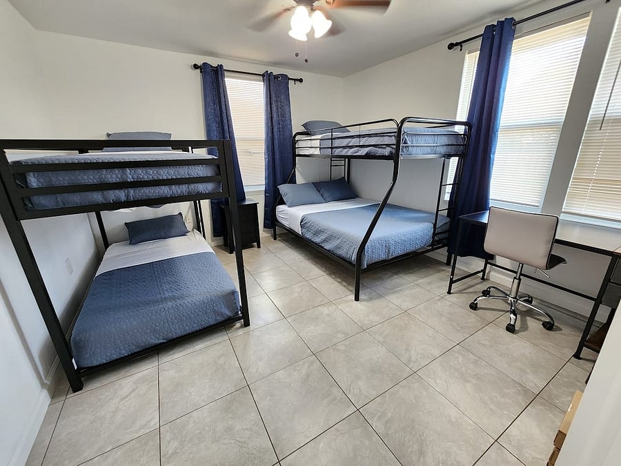 Furnished Finder property 883613_1 photo 3