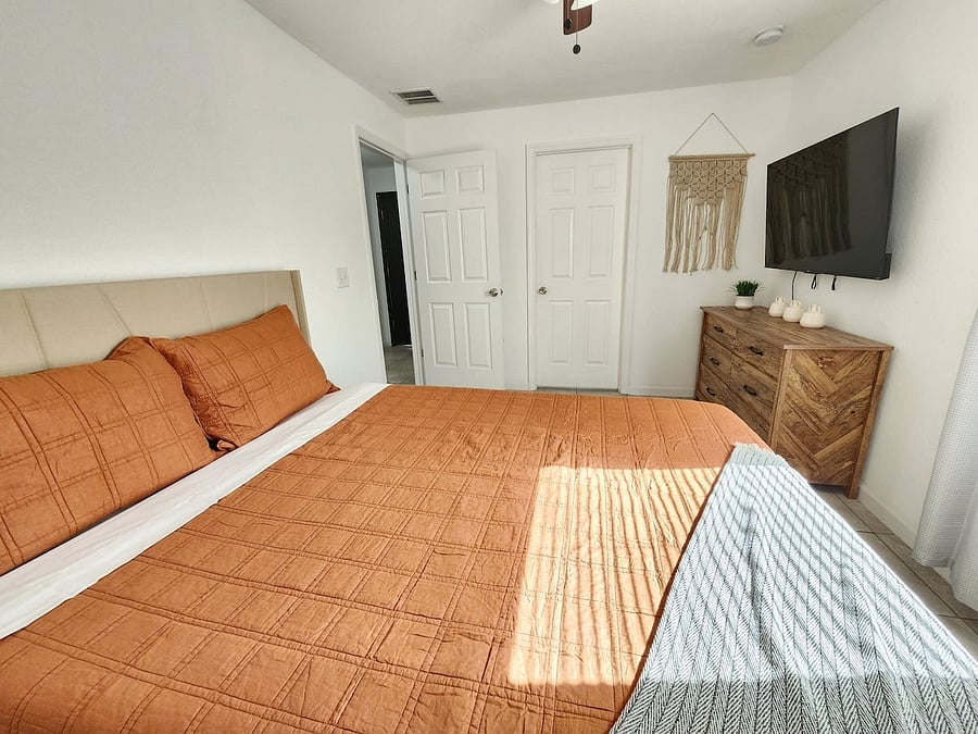Furnished Finder property 883613_1 photo 12