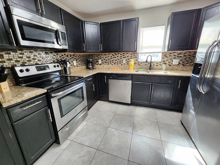 Furnished Finder property 883613_2 photo 6