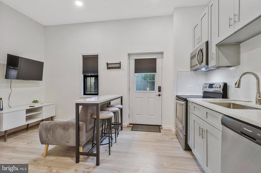 Furnished Finder property 883621_1 photo 6