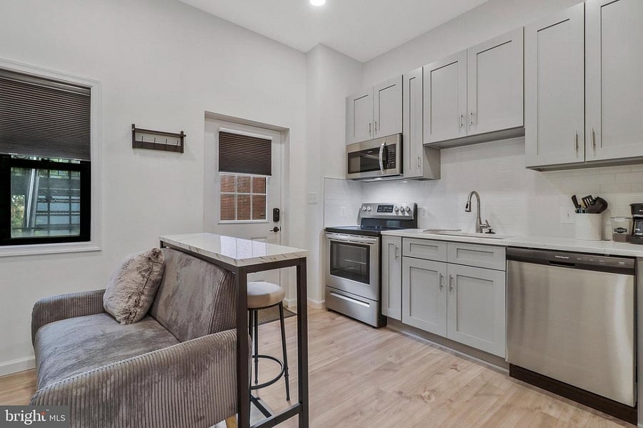 Furnished Finder property 883621_1 photo 8