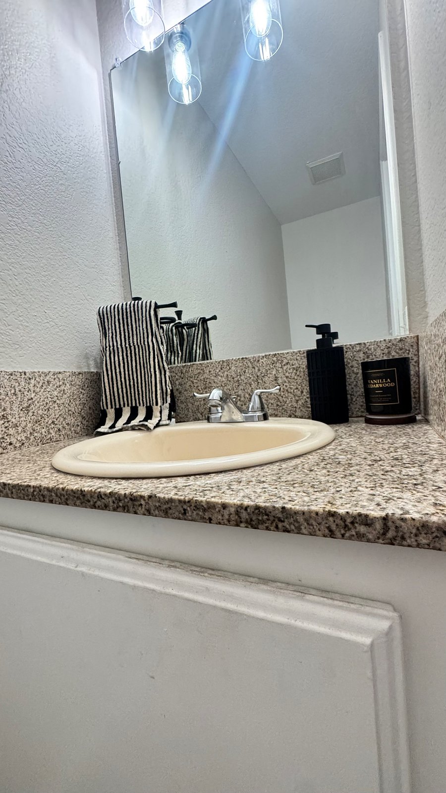 Furnished Finder property 883638_1 photo 6