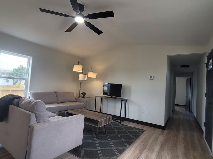 Furnished Finder property 883642_1 photo 3