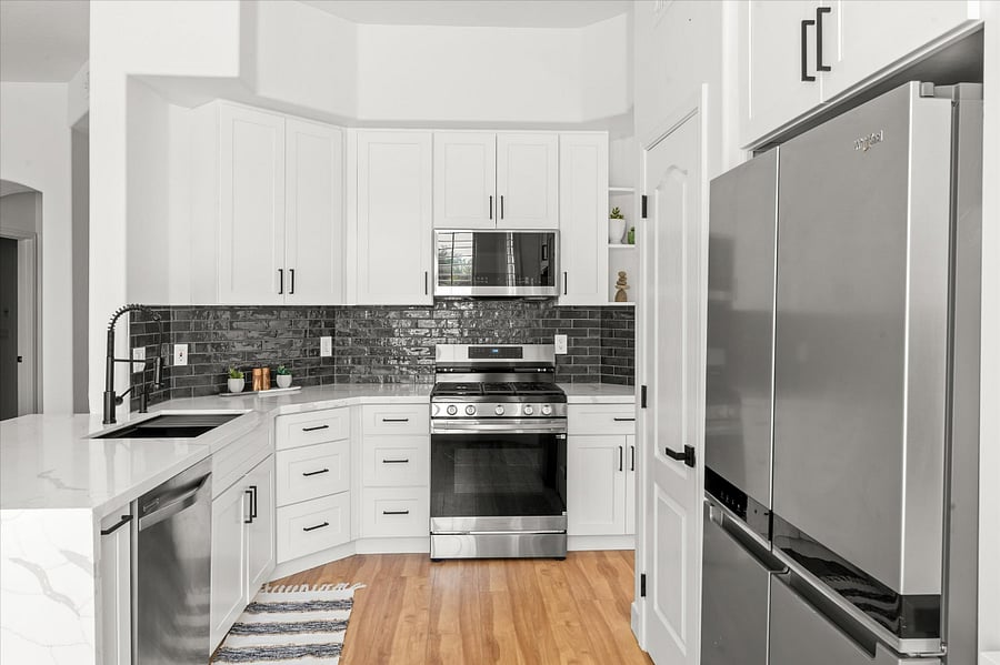 Furnished Finder property 883654_1 photo 26