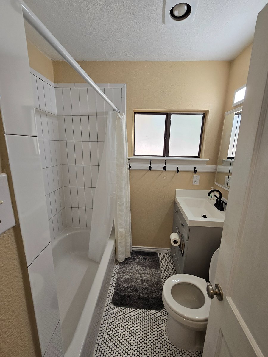 Furnished Finder property 883656_1 photo 14
