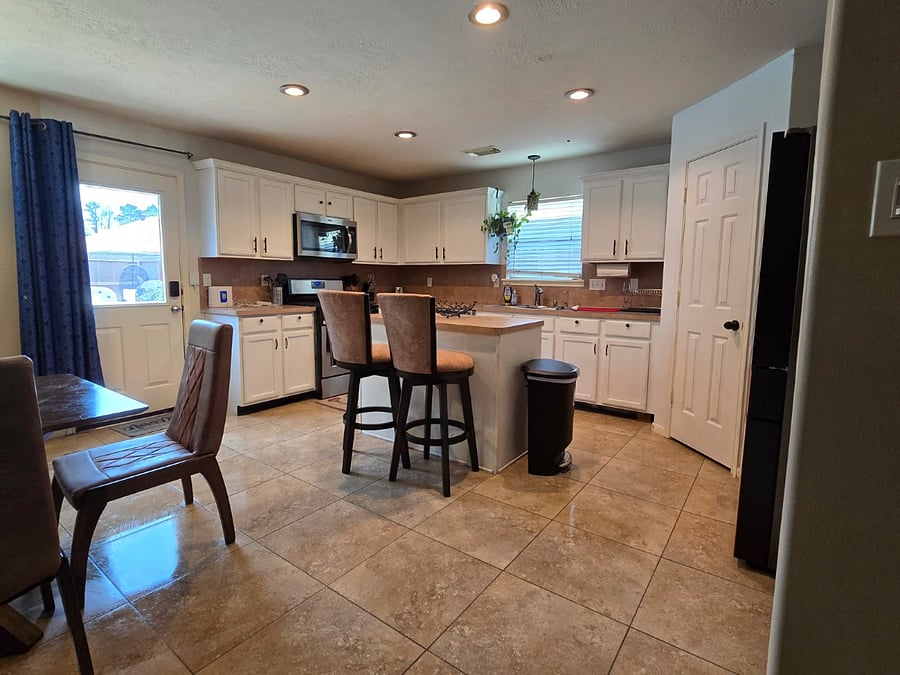 Furnished Finder property 883668_1 photo 8