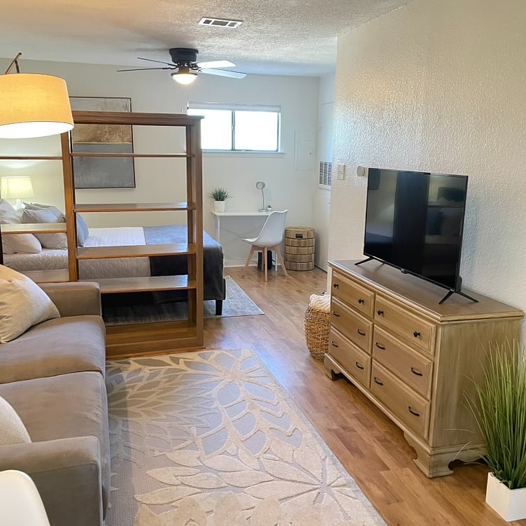 Furnished Finder property 883677_1 photo 3