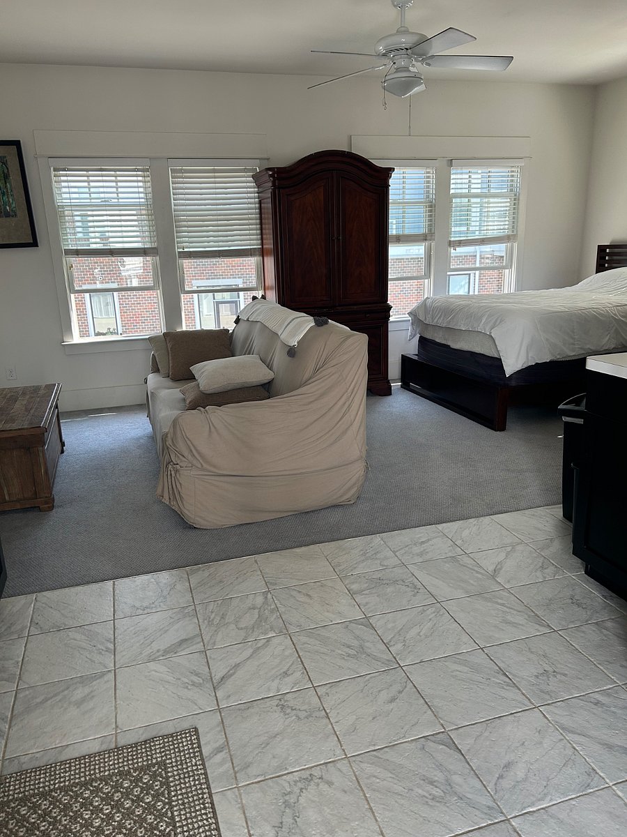 Furnished Finder property 883689_1 photo 1