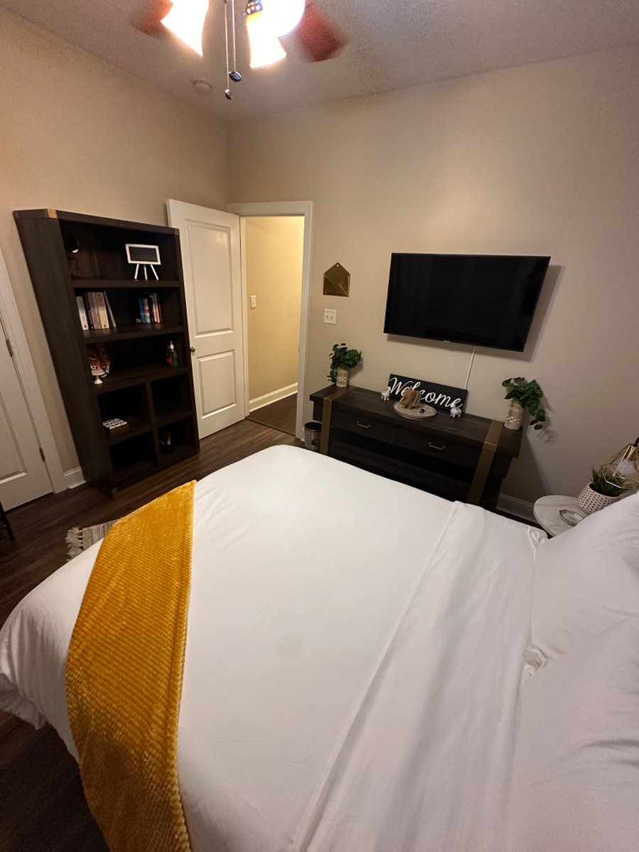 Furnished Finder property 883705_1 photo 10