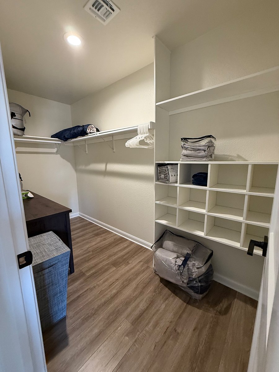 Furnished Finder property 883725_1 photo 27