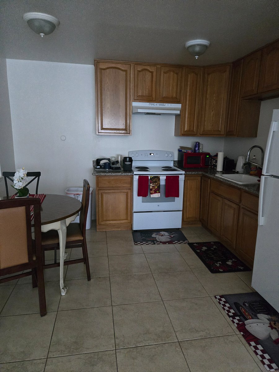 Furnished Finder property 883742_1 photo 3