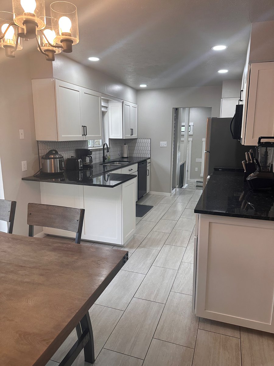 Furnished Finder property 883765_1 photo 11