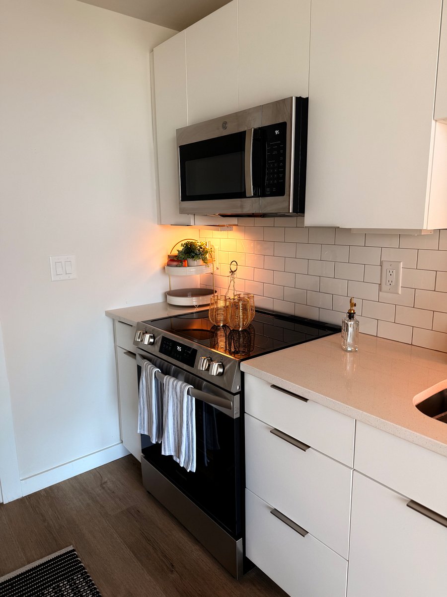 Furnished Finder property 883786_1 photo 6