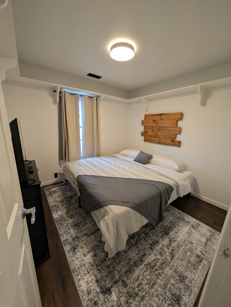 Furnished Finder property 883804_1 photo 8