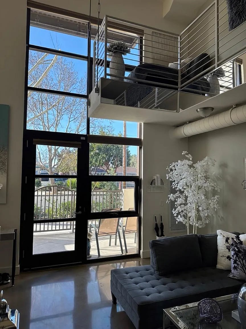 Floor to ceiling windows