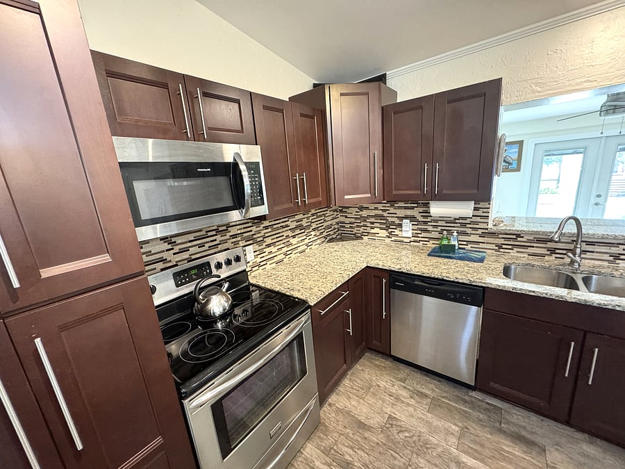 Furnished Finder property 883947_1 photo 8