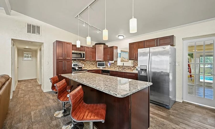 Furnished Finder property 883947_1 photo 5