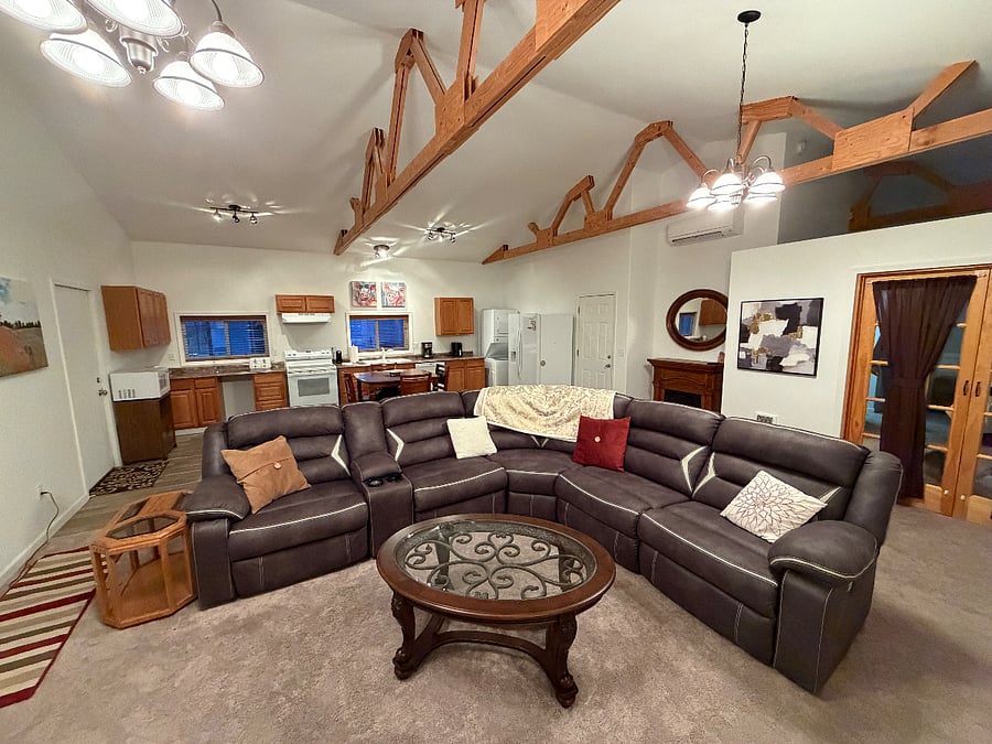 Furnished Finder property 883968_1 photo 3