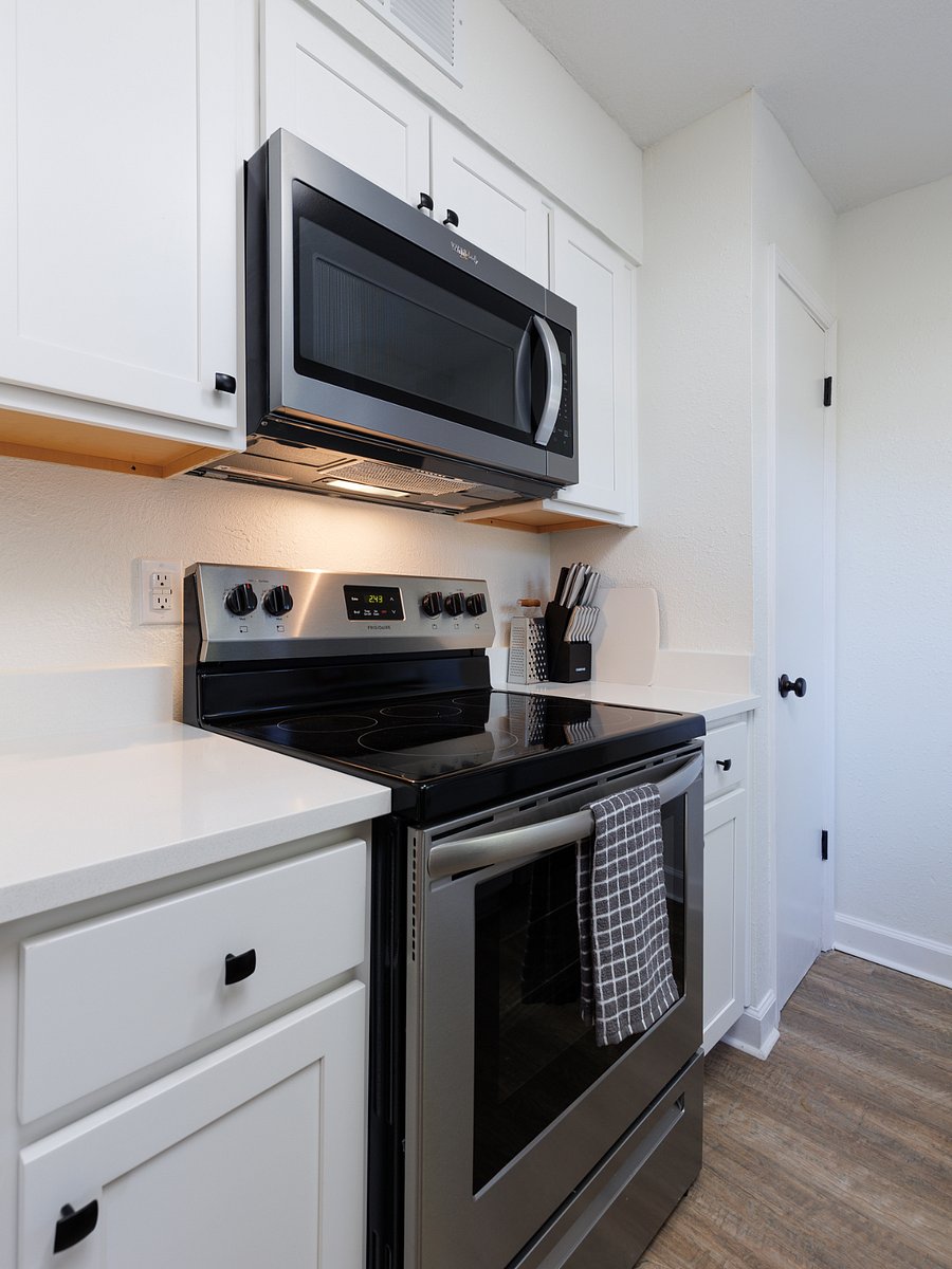 Furnished Finder property 883979_1 photo 7