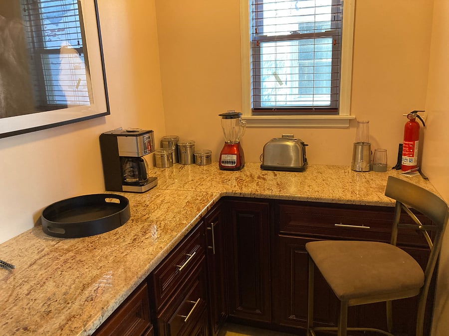 Furnished Finder property 884005_1 photo 4