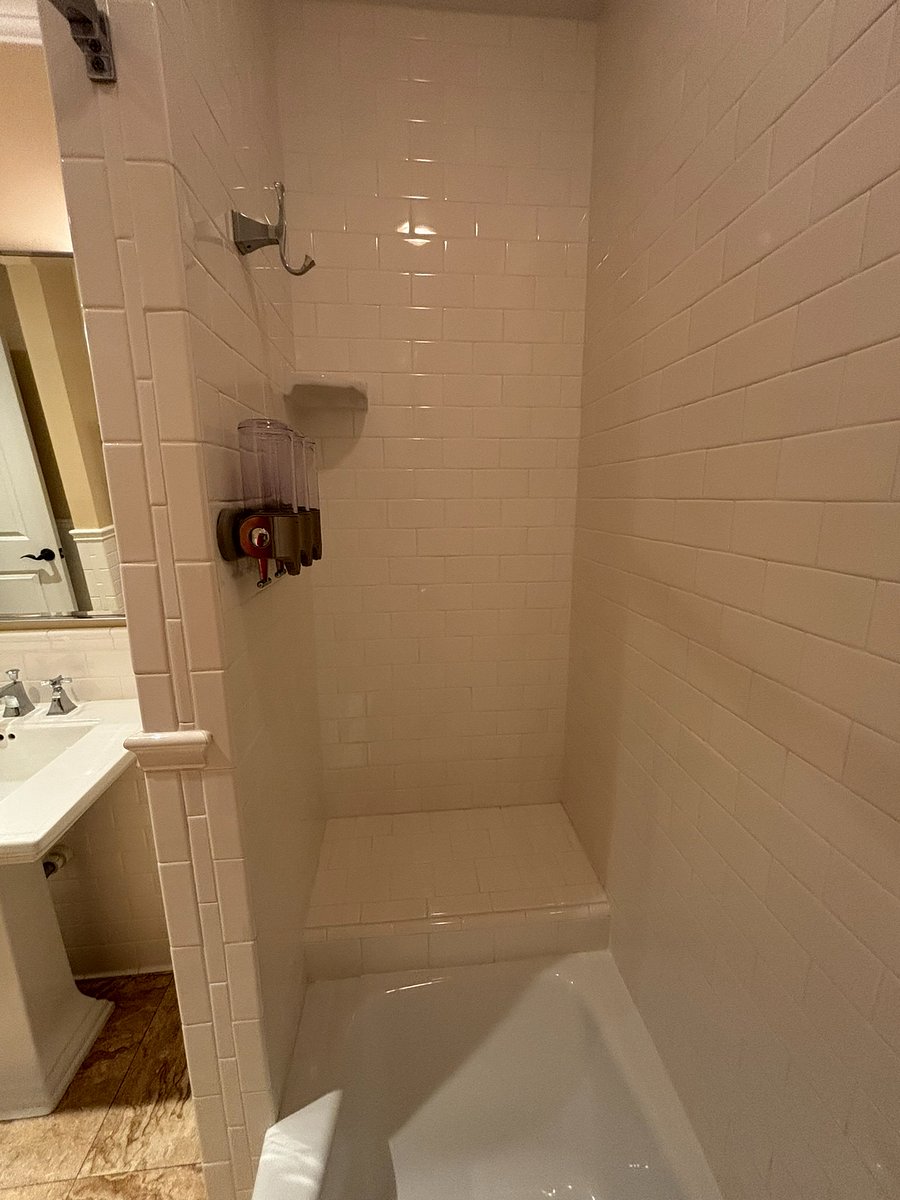 Furnished Finder property 884047_1 photo 16