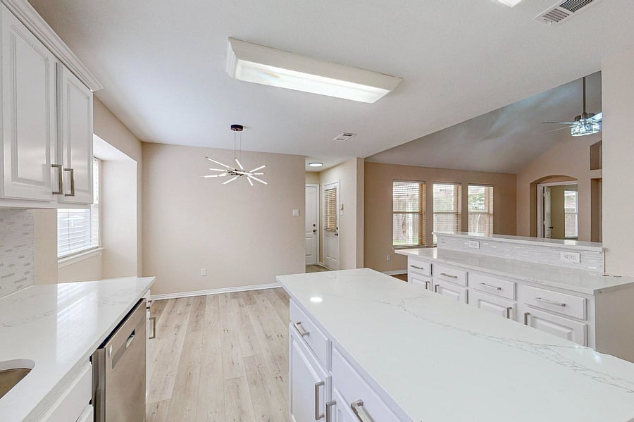 Furnished Finder property 884076_1 photo 10