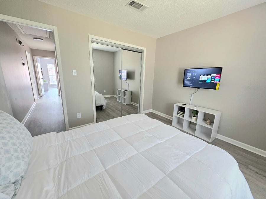 Furnished Finder property 884094_1 photo 4