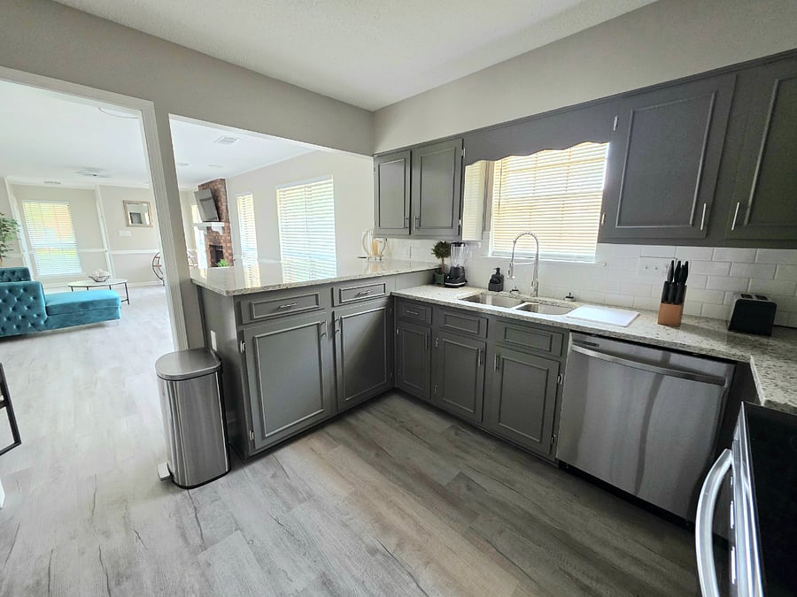 Furnished Finder property 884094_1 photo 12