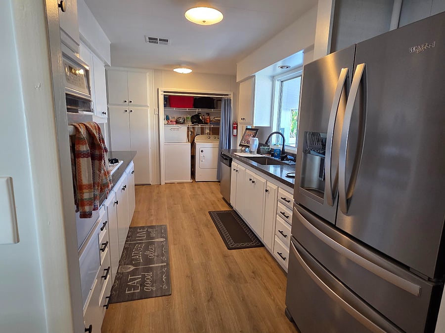 Furnished Finder property 884099_1 photo 3