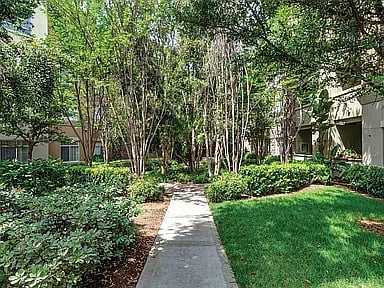 Furnished Finder property 884102_1 photo 6