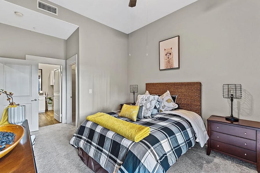 Furnished Finder property 884102_1 photo 15