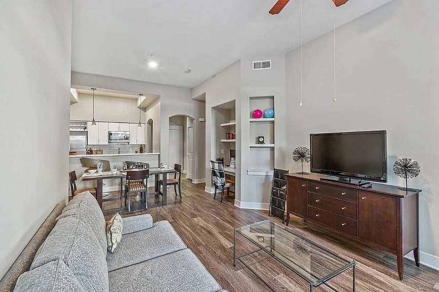 Furnished Finder property 884102_1 photo 17