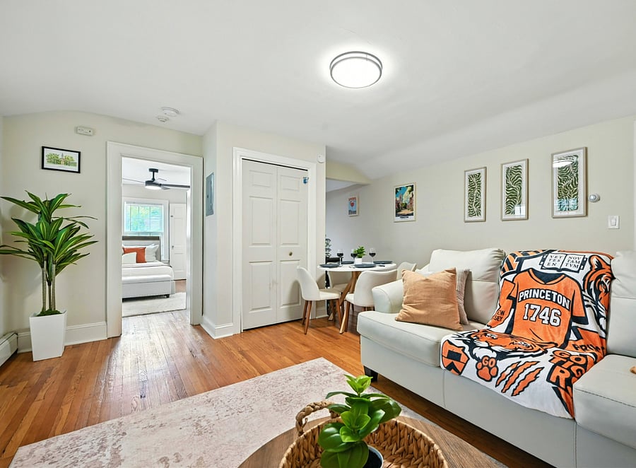 Furnished Finder property 884117_1 photo 7
