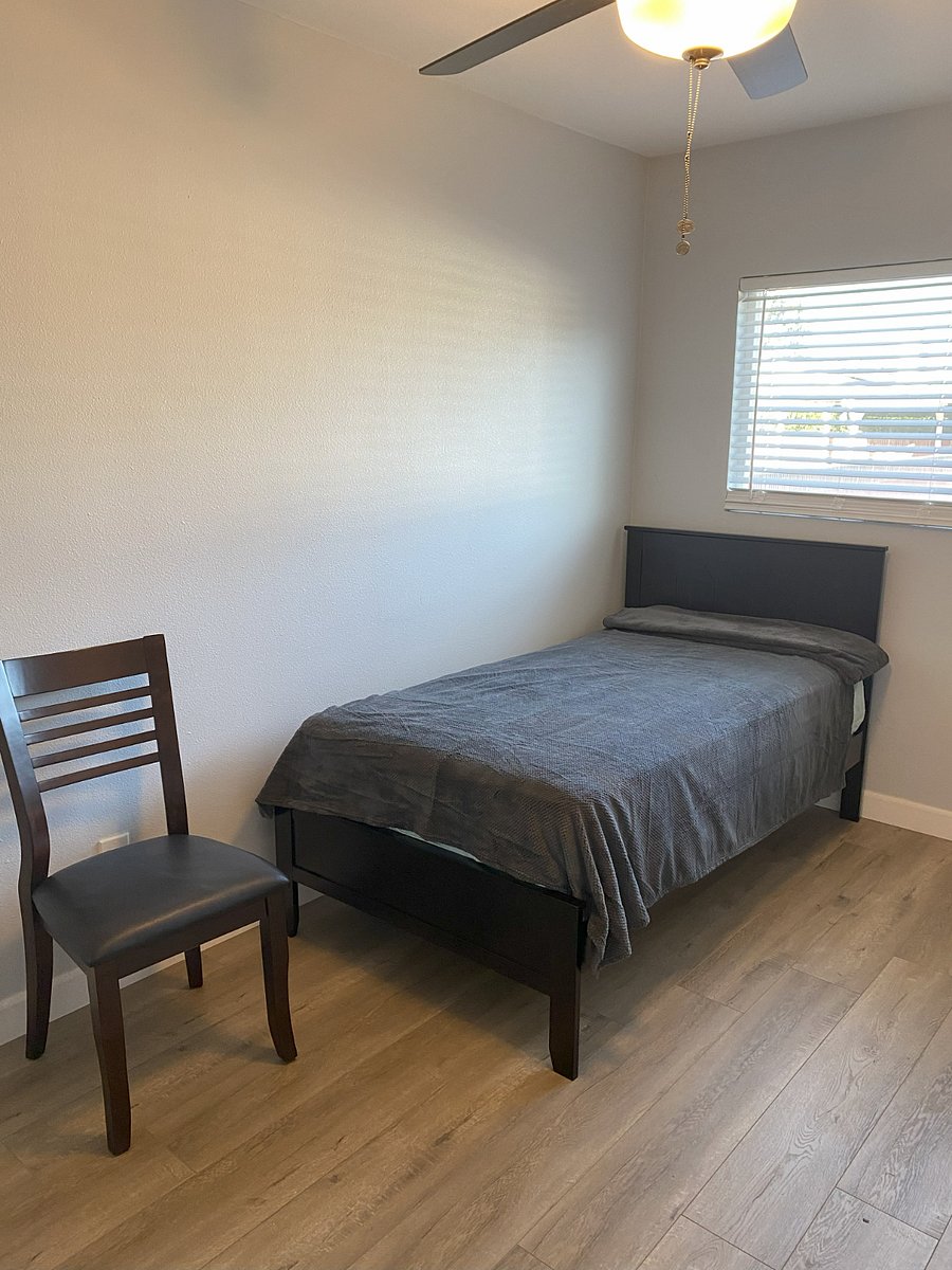 Furnished Finder property 884125_1 photo 4