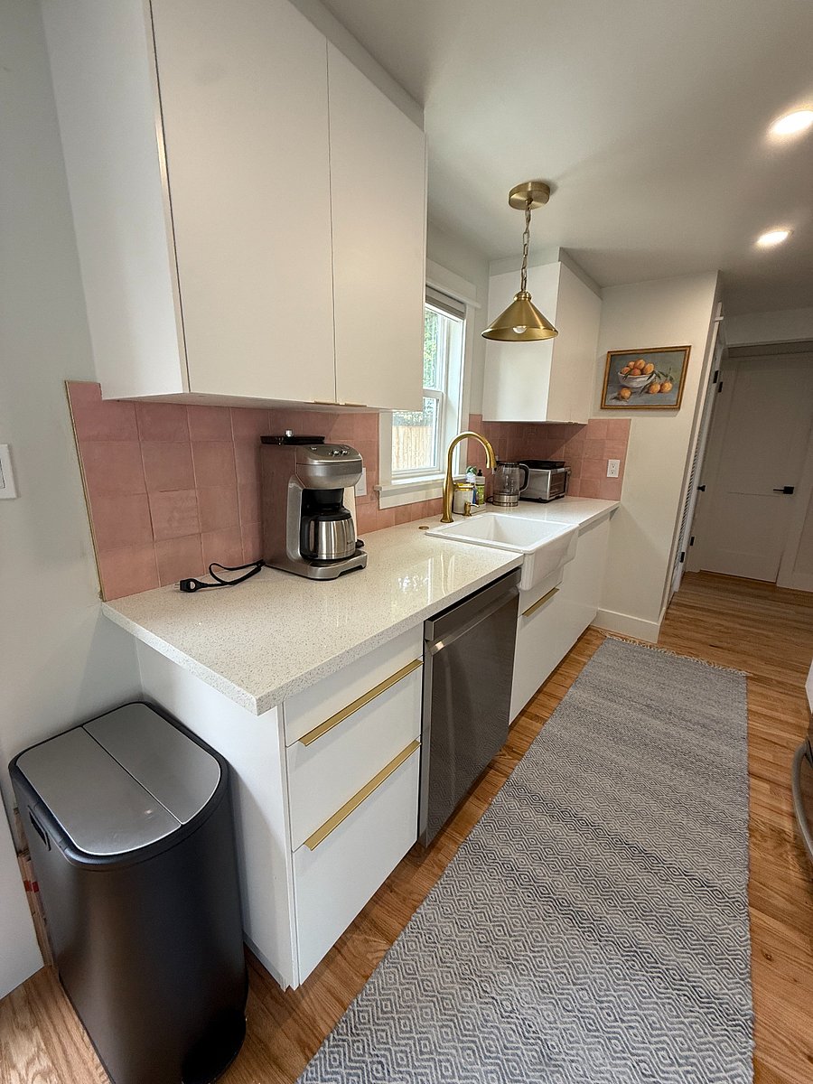 Furnished Finder property 884133_1 photo 7