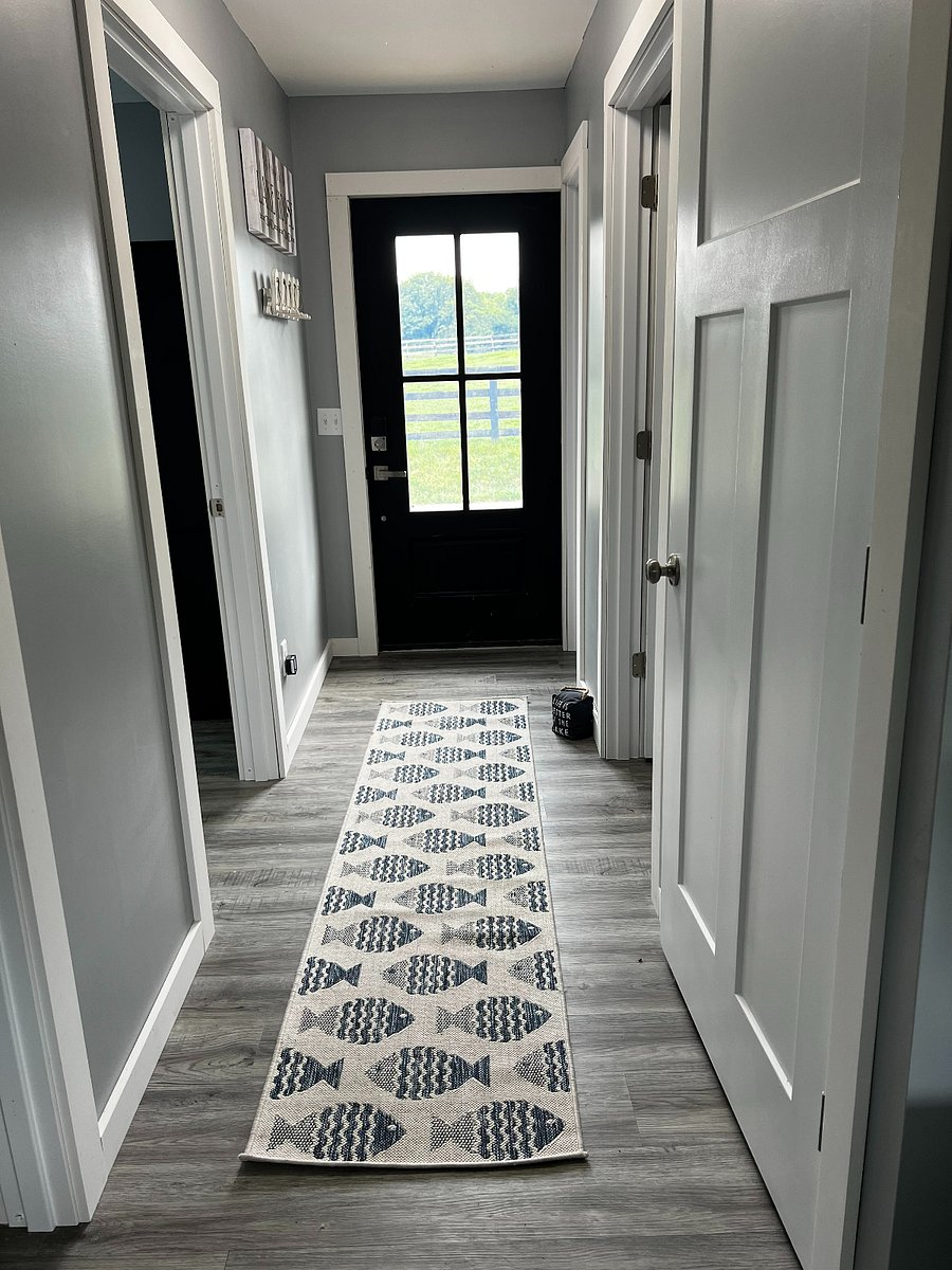 Hallway to the front door