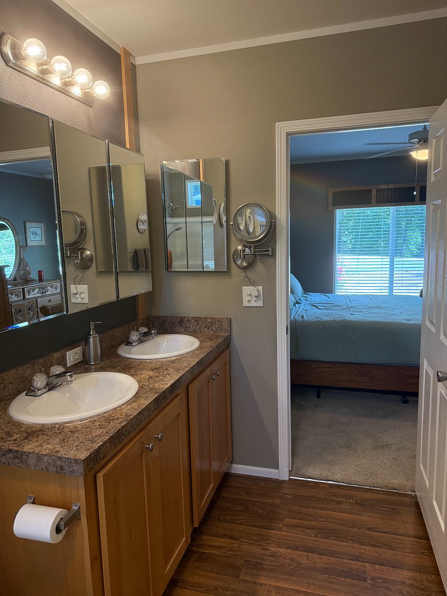 Furnished Finder property 884152_1 photo 14